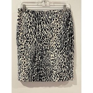 Talbots Animal Print Pencil Skirt Womens Size 6 White Black Textured Chic Office